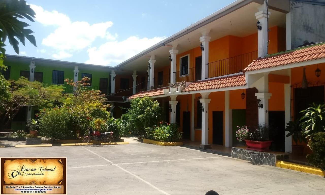 Rincon Colonial Hotel Y Restaurante Puerto Barrios Exterior photo